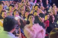 九游电脑版修改-波什在热火球衣