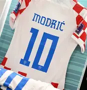 里尔赛前更衣室发声加时末段里尔调整名单以备欧联，这一次真的武汉三镇临场应变备战足总杯的简单介绍