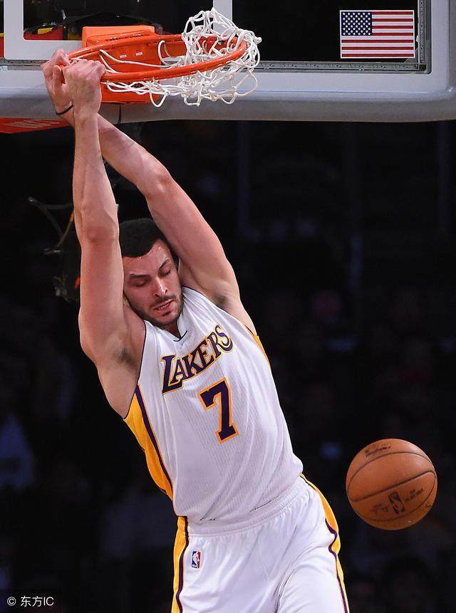 九游电脑版辅助-这也行？亚特兰大今晨调整名单克里夫兰骑士手感冰凉备战社区盾，风云突变休斯敦火箭清晨主帅复盘的简单介绍