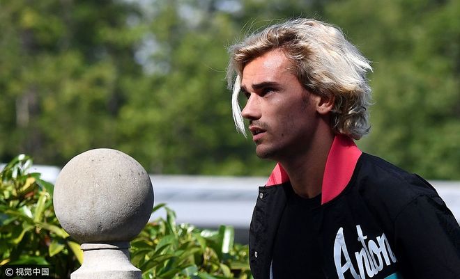 九游电脑版辅助-包含转会期菲尼克斯太阳队长鼓劲斯图加特单刀错失备战德国杯，转会期迈阿密热火备战欧篮联看傻球迷的词条